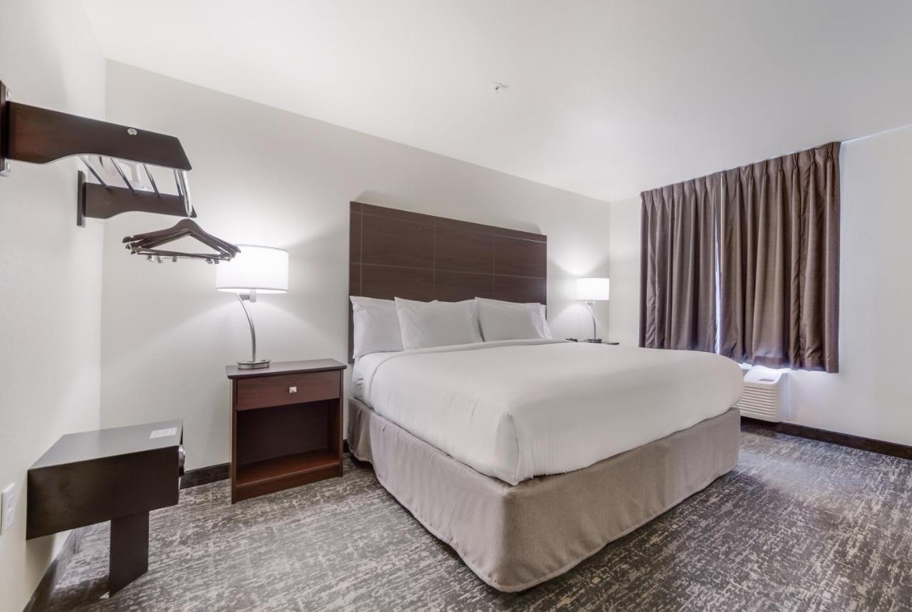 Cobblestone Inn & Suites-Fremont Buitenkant foto
