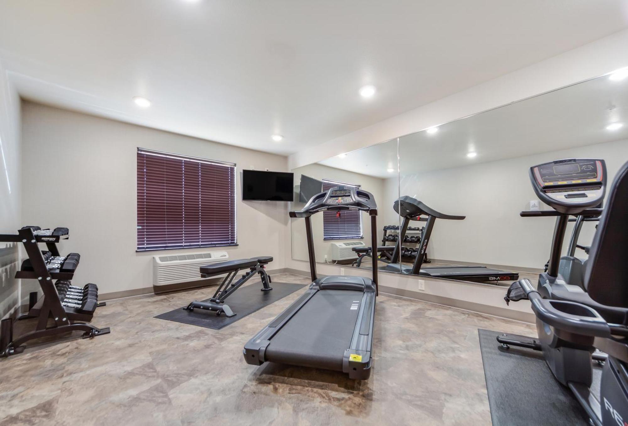 Cobblestone Inn & Suites-Fremont Buitenkant foto