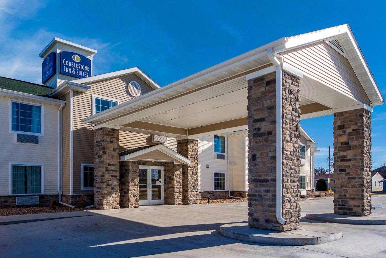 Cobblestone Inn & Suites-Fremont Buitenkant foto