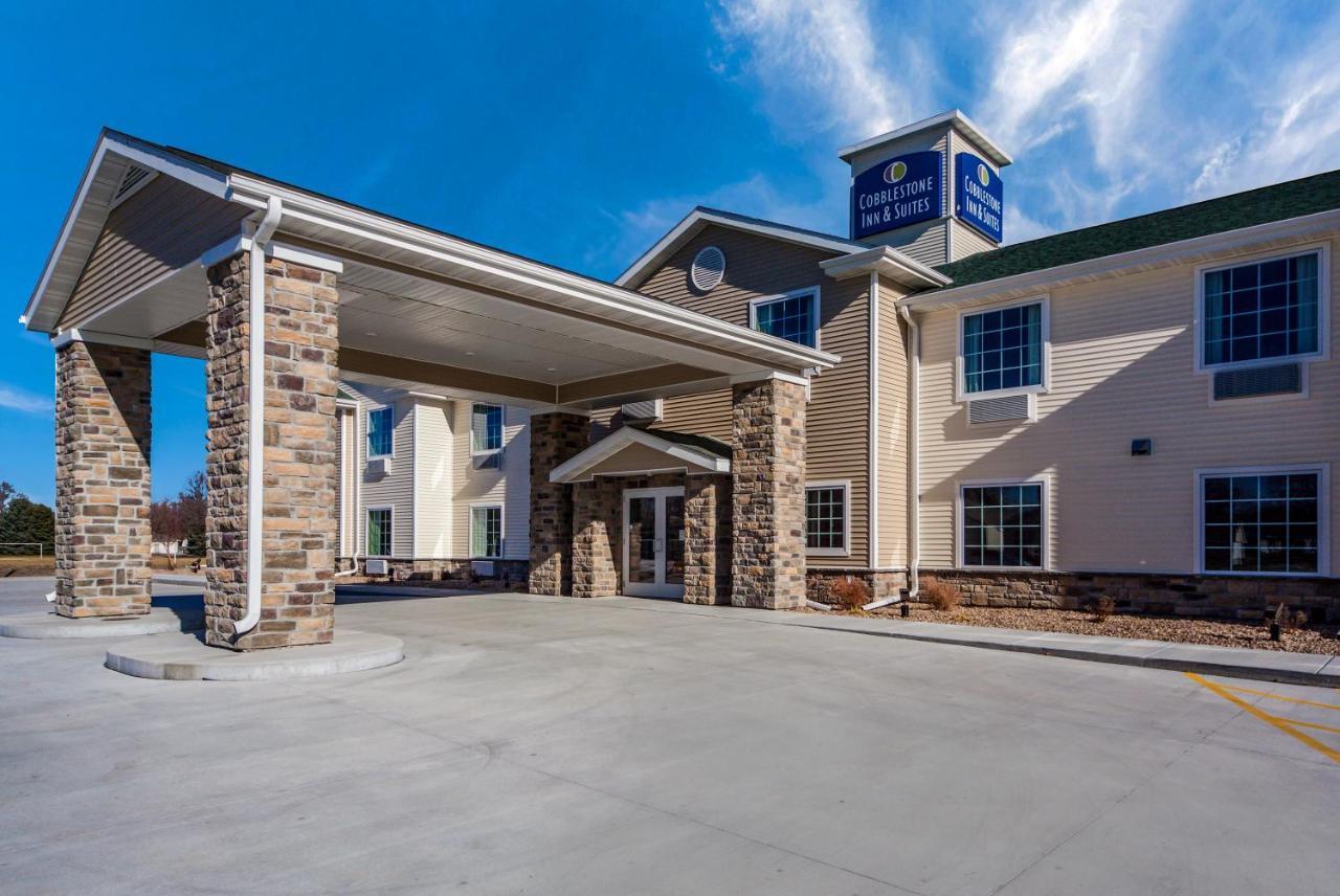 Cobblestone Inn & Suites-Fremont Buitenkant foto