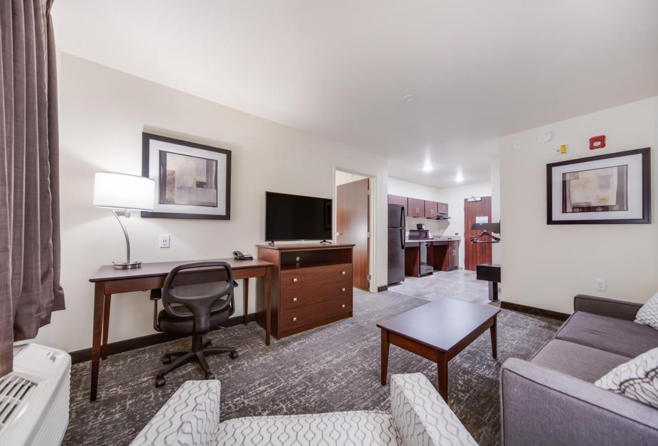 Cobblestone Inn & Suites-Fremont Buitenkant foto